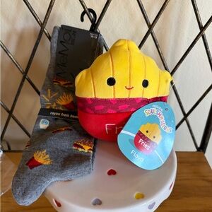 Squismallows “Floyd” Fries NWT